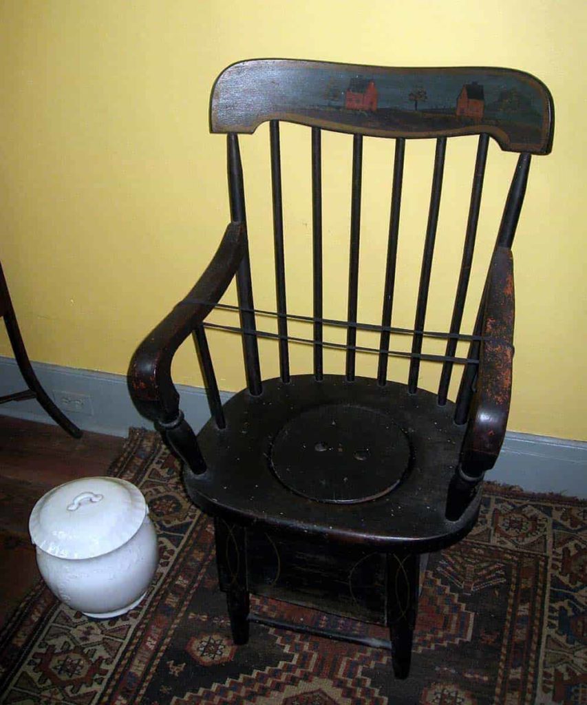 What Is A Commode Chair And What Are The Benefits Of It