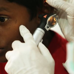 How To See Inside Your Ear Without An Otoscope