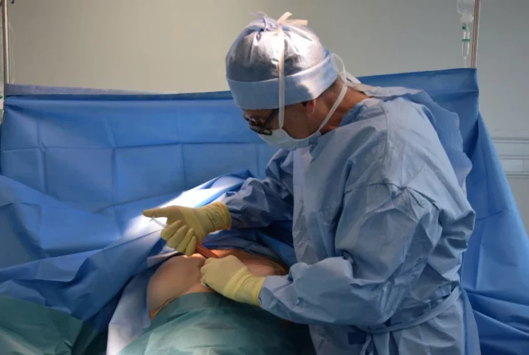 How One Doctor is Changing The Liposuction Procedure