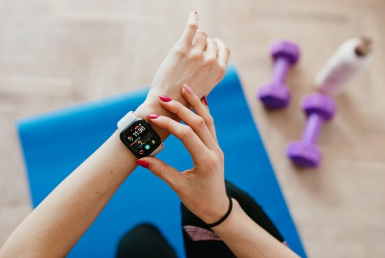 How Fitness Gadgets Are Revolutionizing Personal Training